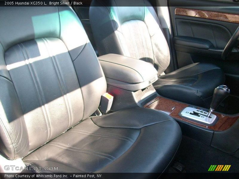 Bright Silver / Black 2005 Hyundai XG350 L