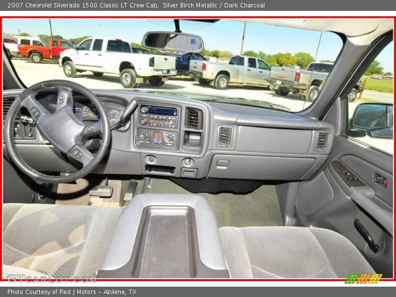 Silver Birch Metallic / Dark Charcoal 2007 Chevrolet Silverado 1500 Classic LT Crew Cab