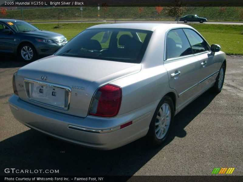 Bright Silver / Black 2005 Hyundai XG350 L