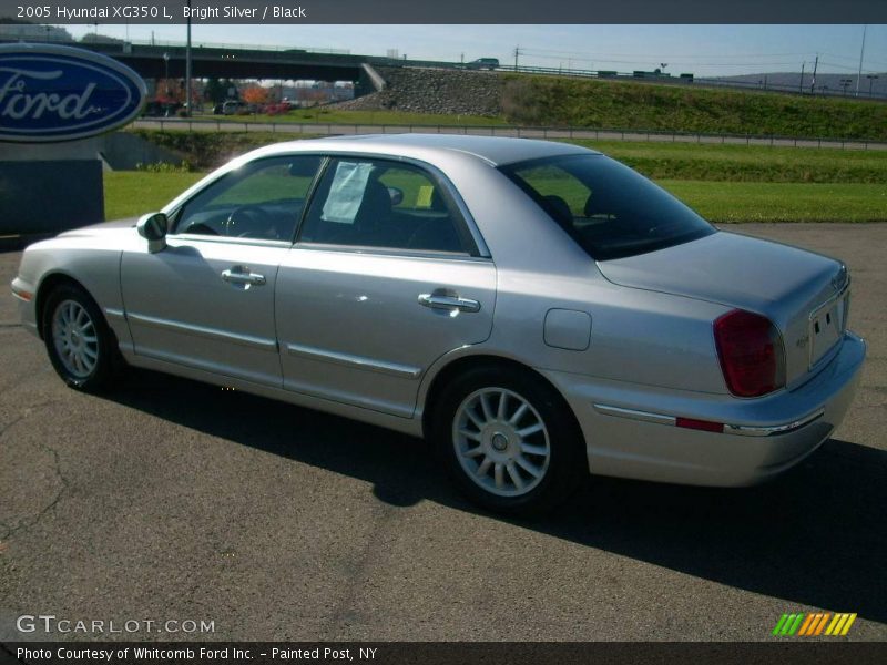 Bright Silver / Black 2005 Hyundai XG350 L