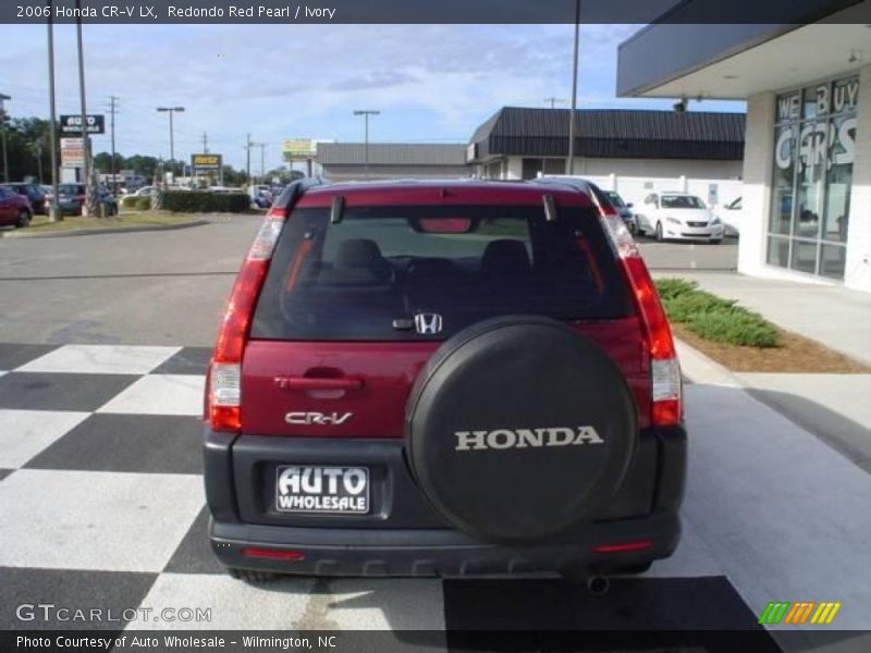 Redondo Red Pearl / Ivory 2006 Honda CR-V LX