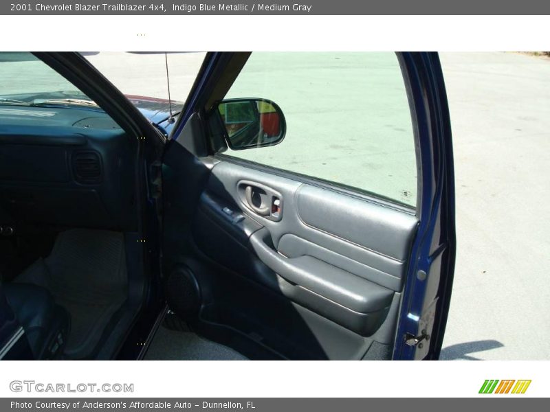 Indigo Blue Metallic / Medium Gray 2001 Chevrolet Blazer Trailblazer 4x4