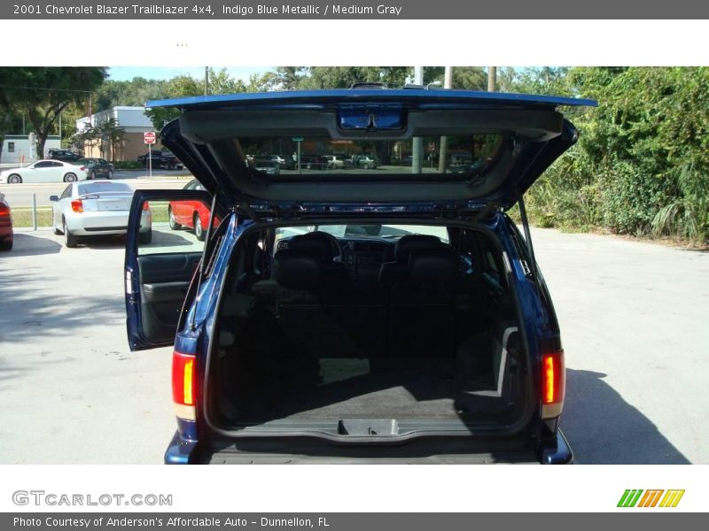 Indigo Blue Metallic / Medium Gray 2001 Chevrolet Blazer Trailblazer 4x4