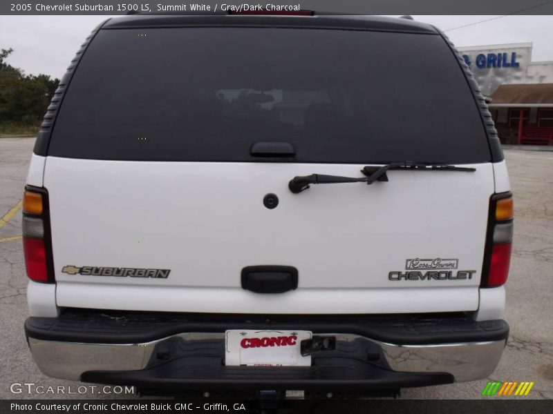 Summit White / Gray/Dark Charcoal 2005 Chevrolet Suburban 1500 LS
