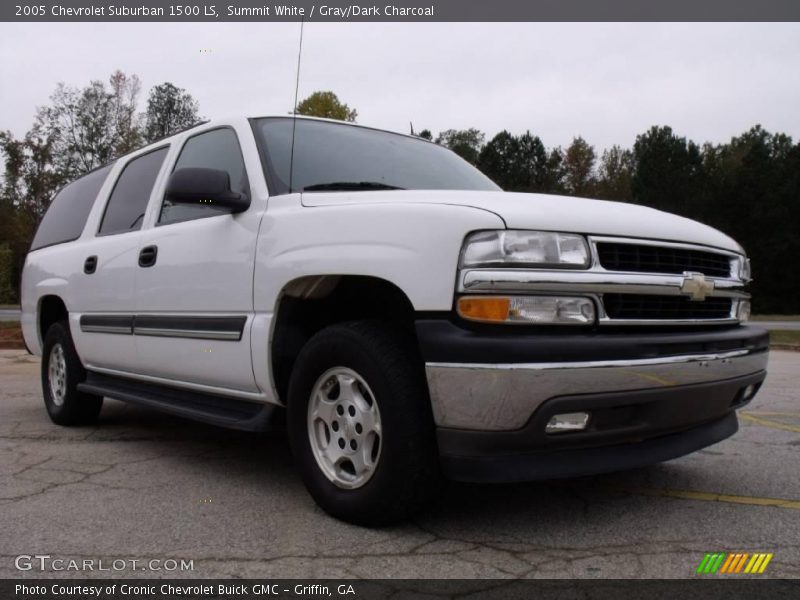 Summit White / Gray/Dark Charcoal 2005 Chevrolet Suburban 1500 LS