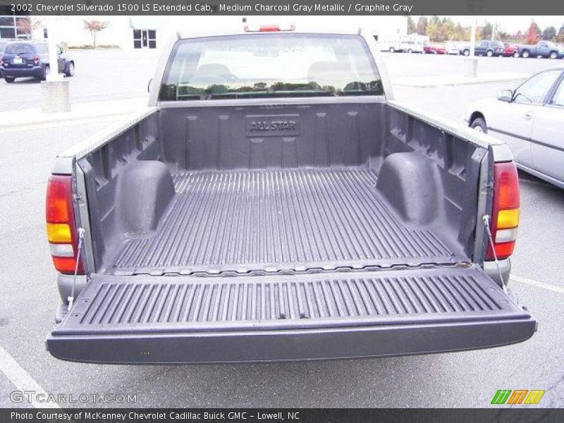 Medium Charcoal Gray Metallic / Graphite Gray 2002 Chevrolet Silverado 1500 LS Extended Cab