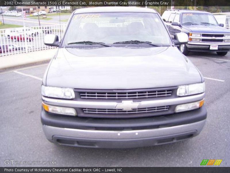 Medium Charcoal Gray Metallic / Graphite Gray 2002 Chevrolet Silverado 1500 LS Extended Cab