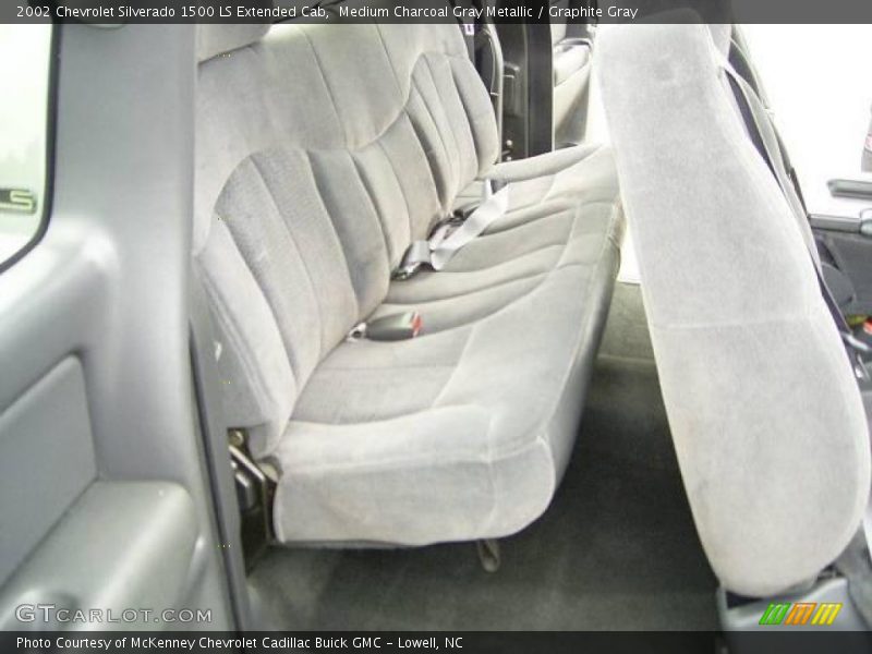 Medium Charcoal Gray Metallic / Graphite Gray 2002 Chevrolet Silverado 1500 LS Extended Cab