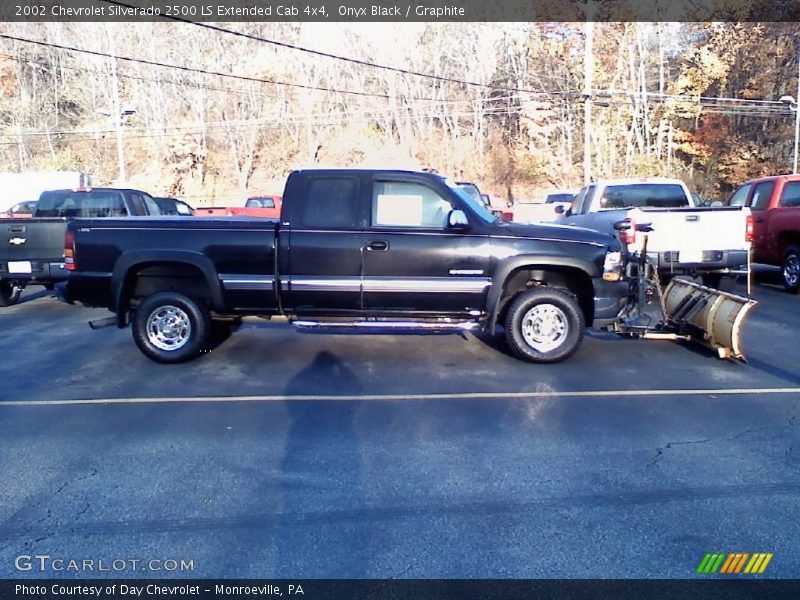Onyx Black / Graphite 2002 Chevrolet Silverado 2500 LS Extended Cab 4x4