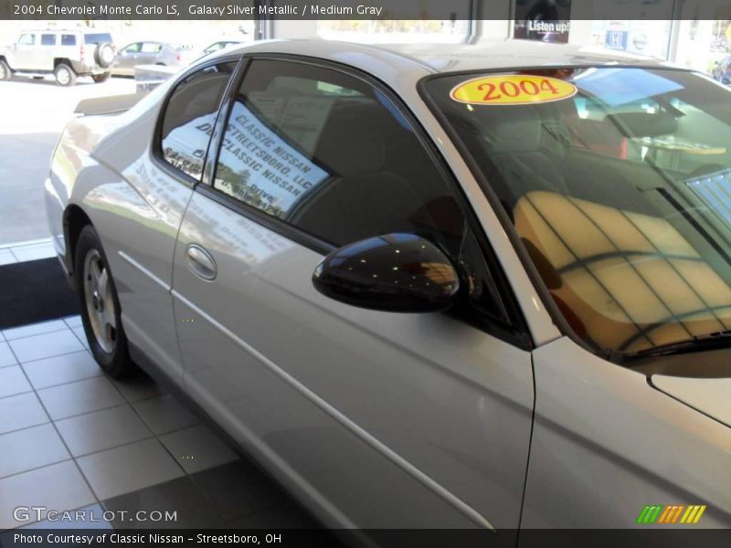 Galaxy Silver Metallic / Medium Gray 2004 Chevrolet Monte Carlo LS