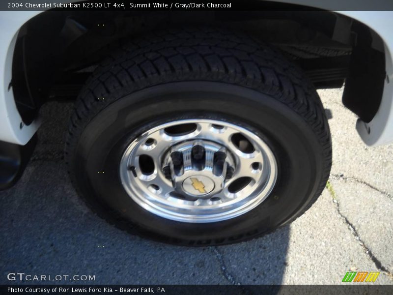 Summit White / Gray/Dark Charcoal 2004 Chevrolet Suburban K2500 LT 4x4