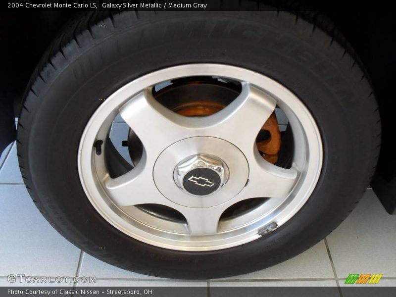 Galaxy Silver Metallic / Medium Gray 2004 Chevrolet Monte Carlo LS