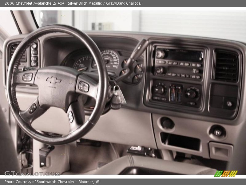Silver Birch Metallic / Gray/Dark Charcoal 2006 Chevrolet Avalanche LS 4x4