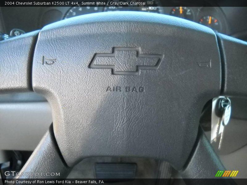 Summit White / Gray/Dark Charcoal 2004 Chevrolet Suburban K2500 LT 4x4