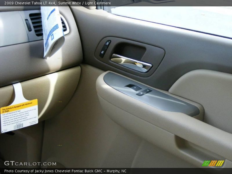 Summit White / Light Cashmere 2009 Chevrolet Tahoe LT 4x4