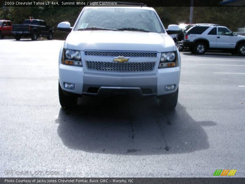Summit White / Light Cashmere 2009 Chevrolet Tahoe LT 4x4