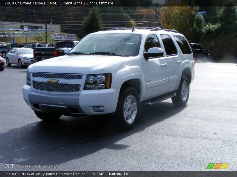 Summit White / Light Cashmere 2009 Chevrolet Tahoe LT 4x4
