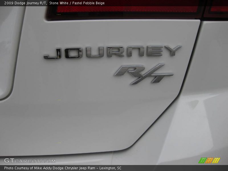 Stone White / Pastel Pebble Beige 2009 Dodge Journey R/T