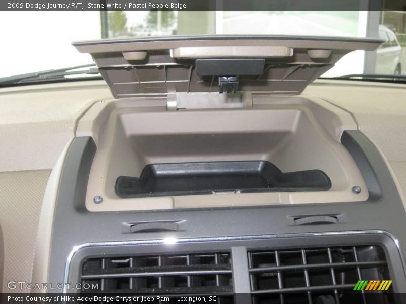 Stone White / Pastel Pebble Beige 2009 Dodge Journey R/T