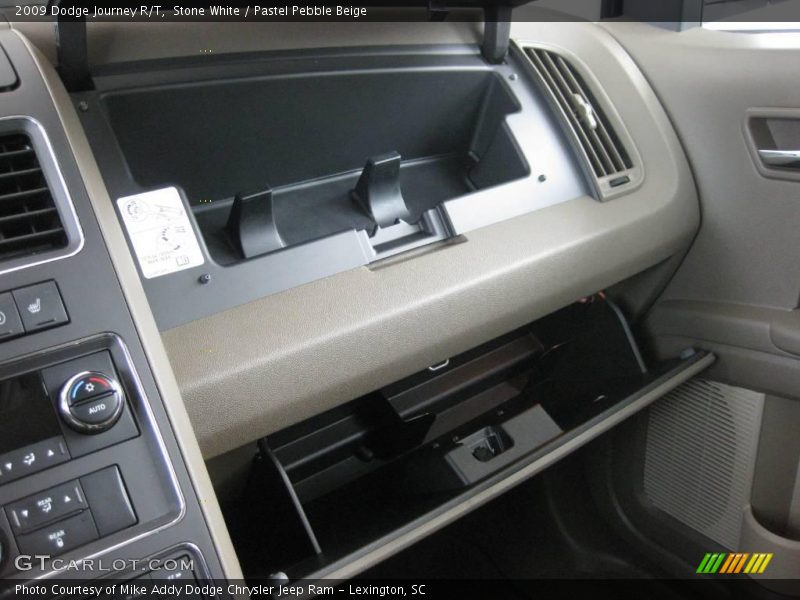 Stone White / Pastel Pebble Beige 2009 Dodge Journey R/T