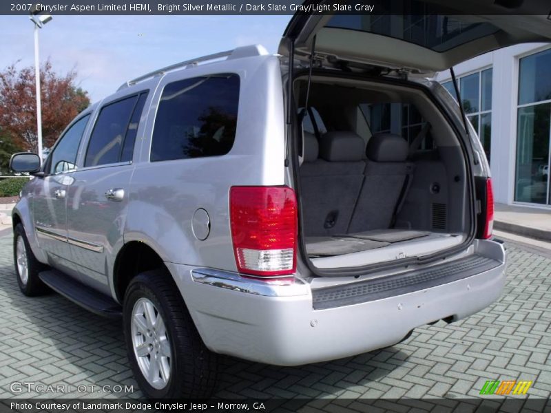 Bright Silver Metallic / Dark Slate Gray/Light Slate Gray 2007 Chrysler Aspen Limited HEMI