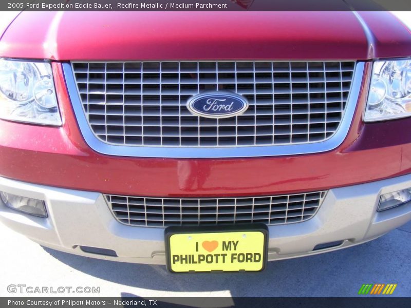 Redfire Metallic / Medium Parchment 2005 Ford Expedition Eddie Bauer