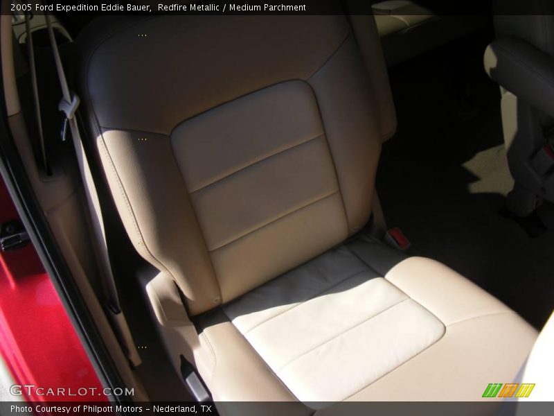 Redfire Metallic / Medium Parchment 2005 Ford Expedition Eddie Bauer