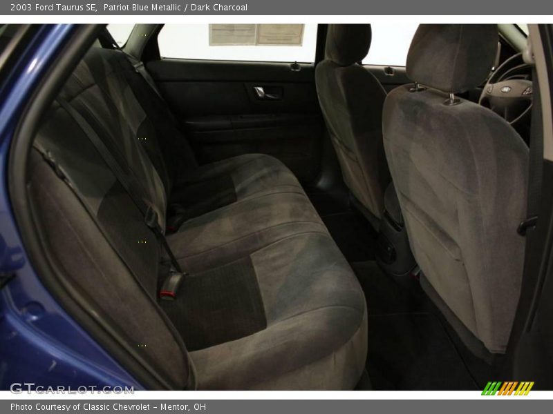 Patriot Blue Metallic / Dark Charcoal 2003 Ford Taurus SE