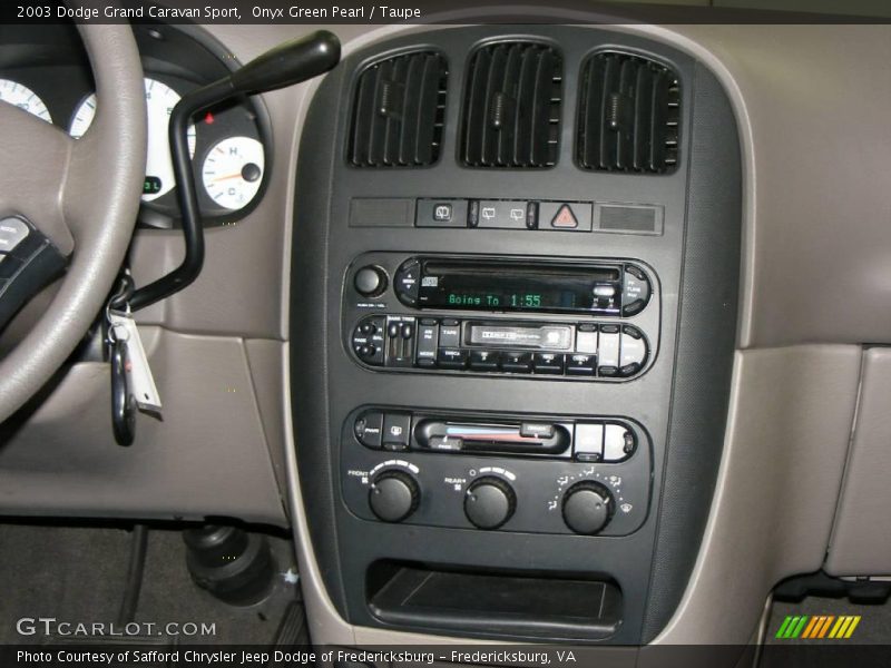 Onyx Green Pearl / Taupe 2003 Dodge Grand Caravan Sport