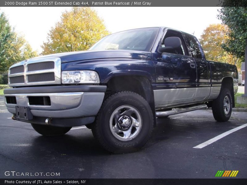 Patriot Blue Pearlcoat / Mist Gray 2000 Dodge Ram 1500 ST Extended Cab 4x4
