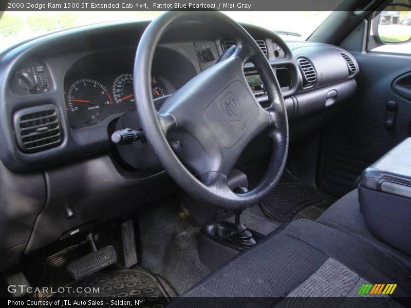 Patriot Blue Pearlcoat / Mist Gray 2000 Dodge Ram 1500 ST Extended Cab 4x4
