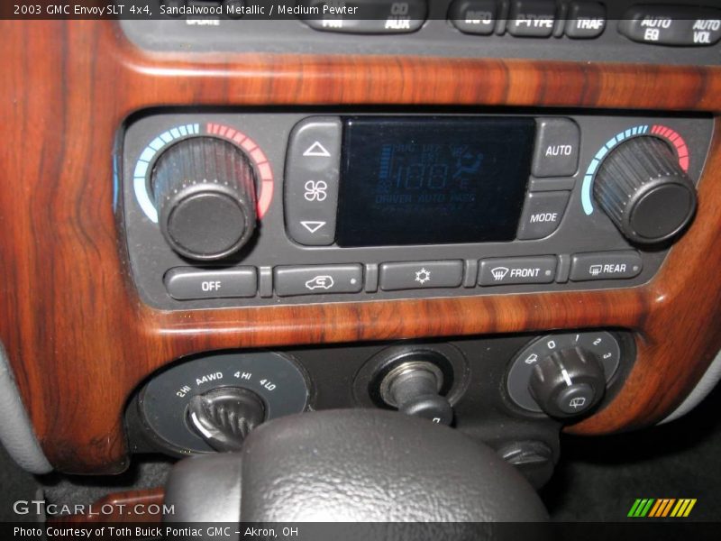 Sandalwood Metallic / Medium Pewter 2003 GMC Envoy SLT 4x4