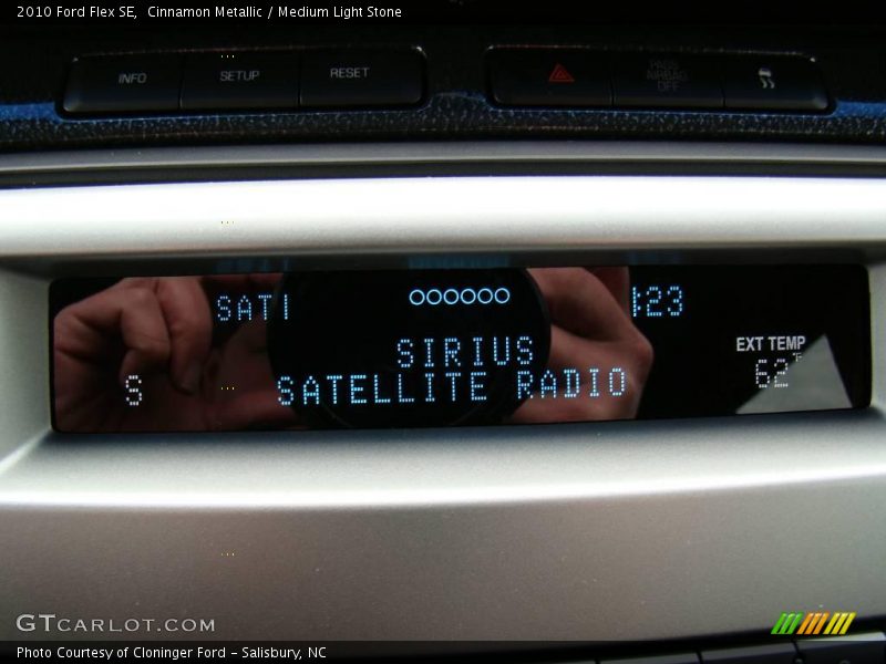 Cinnamon Metallic / Medium Light Stone 2010 Ford Flex SE