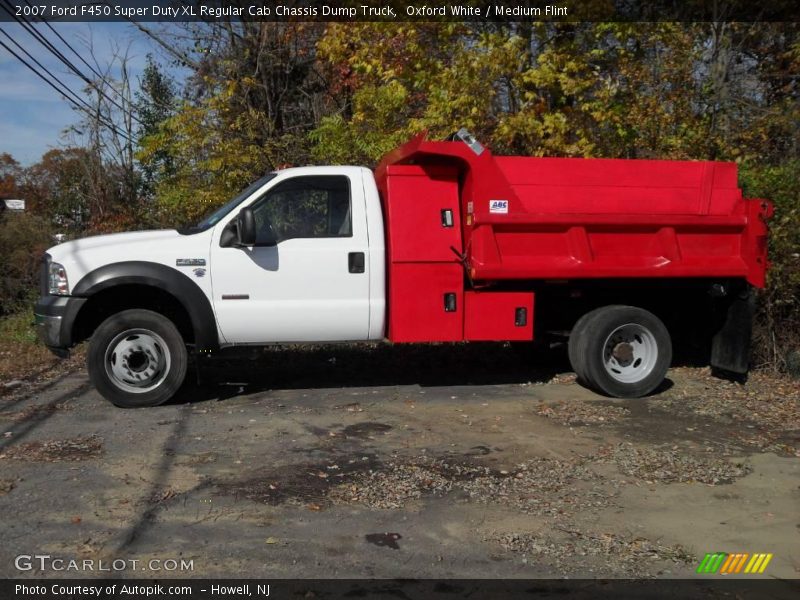 Oxford White / Medium Flint 2007 Ford F450 Super Duty XL Regular Cab Chassis Dump Truck