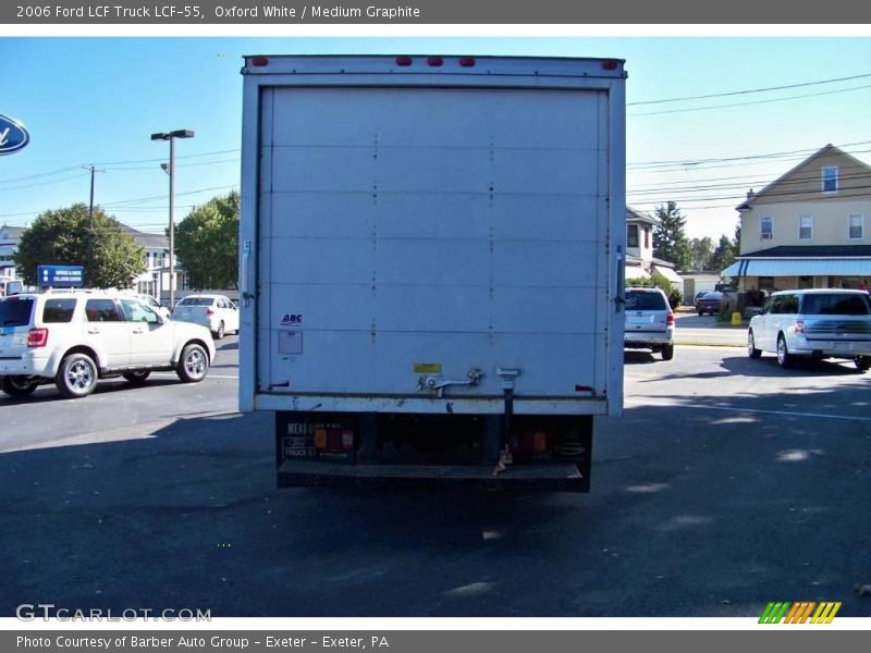 Oxford White / Medium Graphite 2006 Ford LCF Truck LCF-55