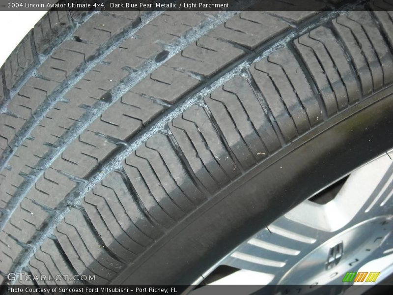 Dark Blue Pearl Metallic / Light Parchment 2004 Lincoln Aviator Ultimate 4x4