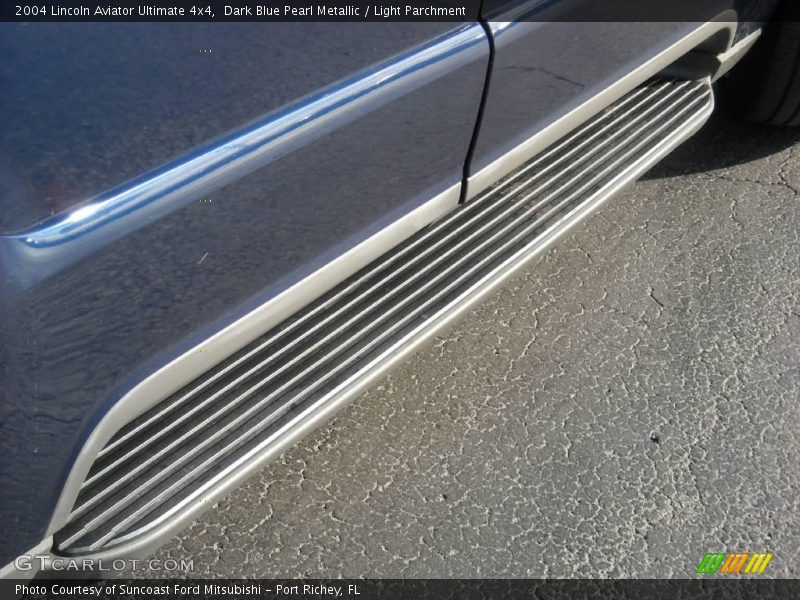 Dark Blue Pearl Metallic / Light Parchment 2004 Lincoln Aviator Ultimate 4x4
