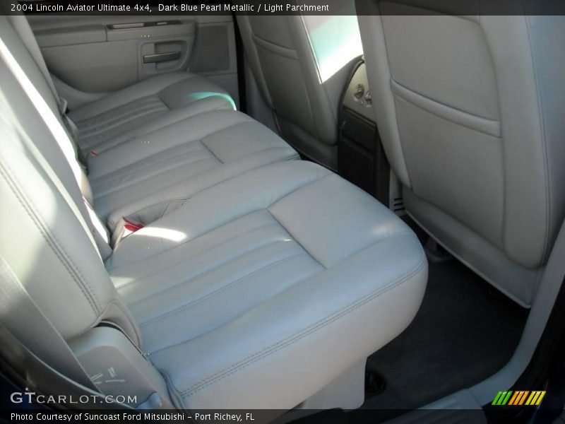 Dark Blue Pearl Metallic / Light Parchment 2004 Lincoln Aviator Ultimate 4x4