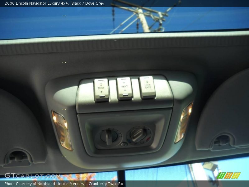 Black / Dove Grey 2006 Lincoln Navigator Luxury 4x4