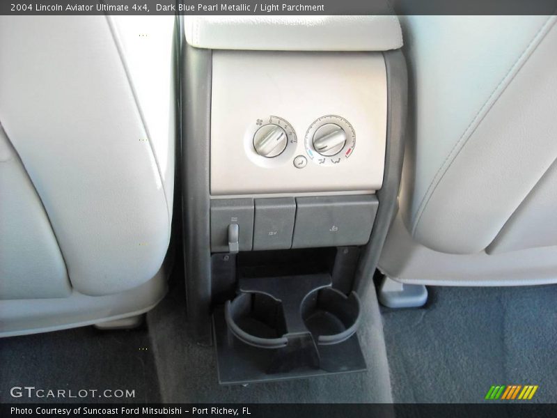 Dark Blue Pearl Metallic / Light Parchment 2004 Lincoln Aviator Ultimate 4x4