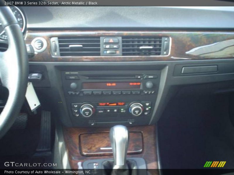Arctic Metallic / Black 2007 BMW 3 Series 328i Sedan