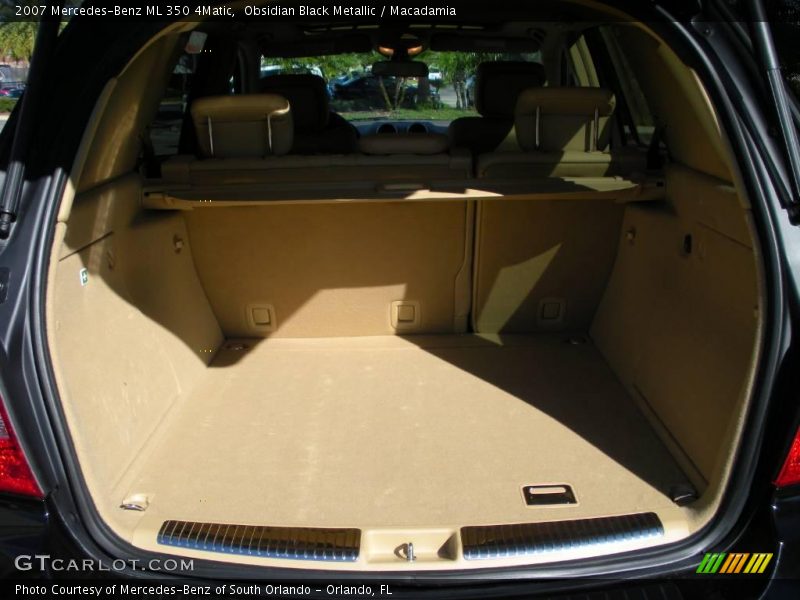 Obsidian Black Metallic / Macadamia 2007 Mercedes-Benz ML 350 4Matic