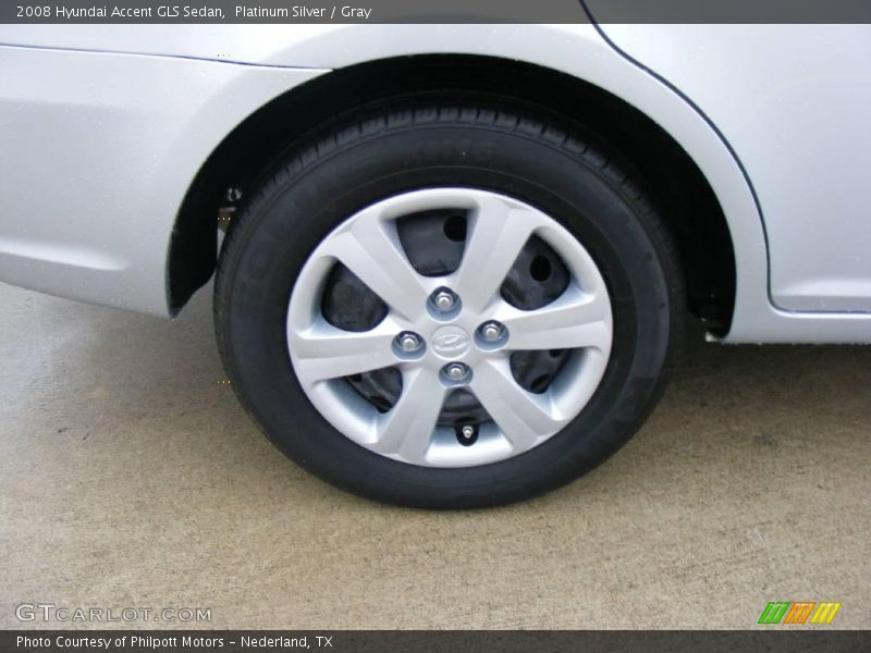 Platinum Silver / Gray 2008 Hyundai Accent GLS Sedan