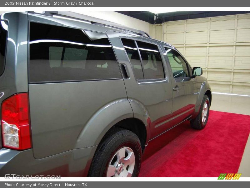 Storm Gray / Charcoal 2009 Nissan Pathfinder S