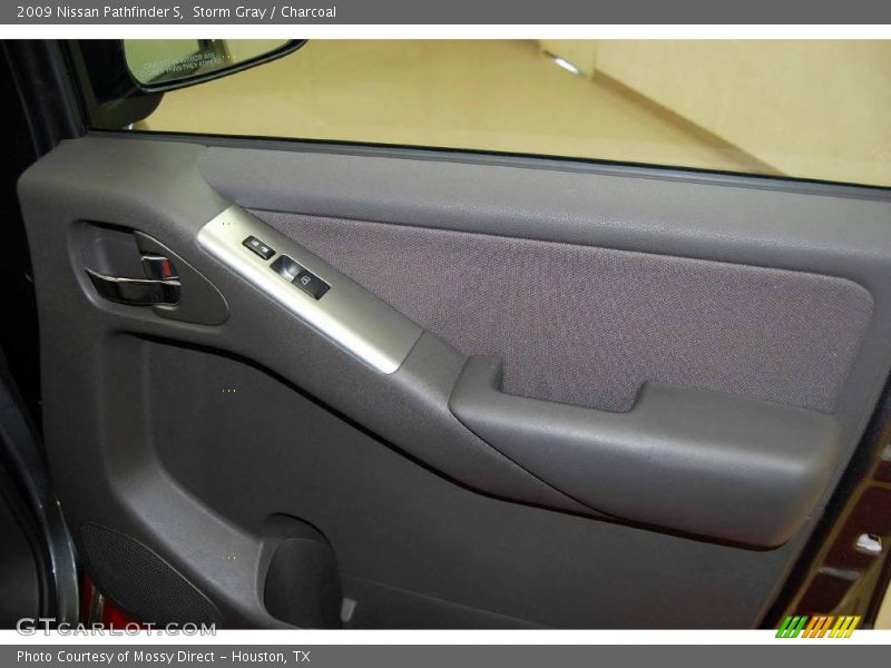 Storm Gray / Charcoal 2009 Nissan Pathfinder S
