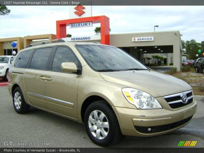 Sonora Gold / Beige 2007 Hyundai Entourage GLS