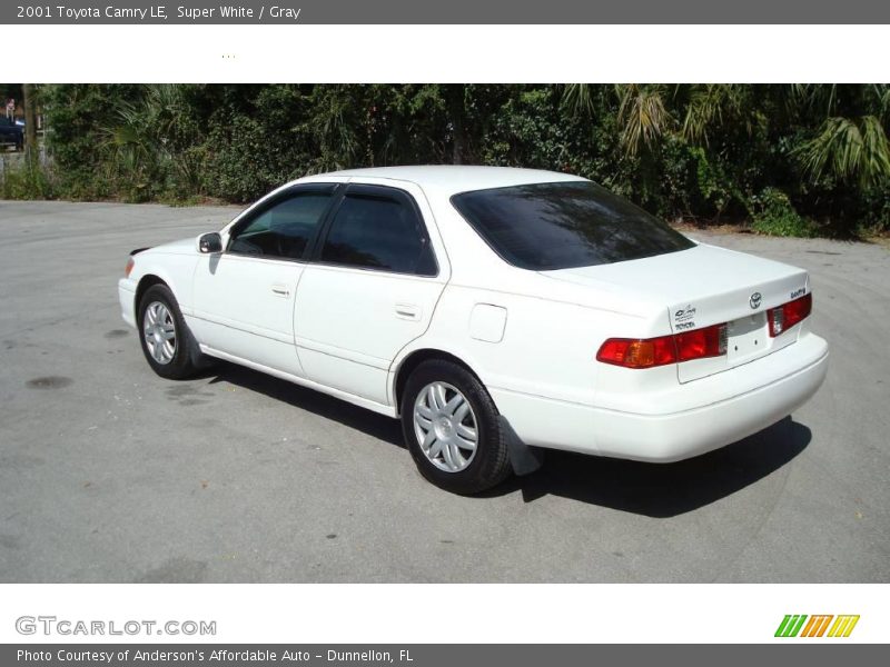 Super White / Gray 2001 Toyota Camry LE