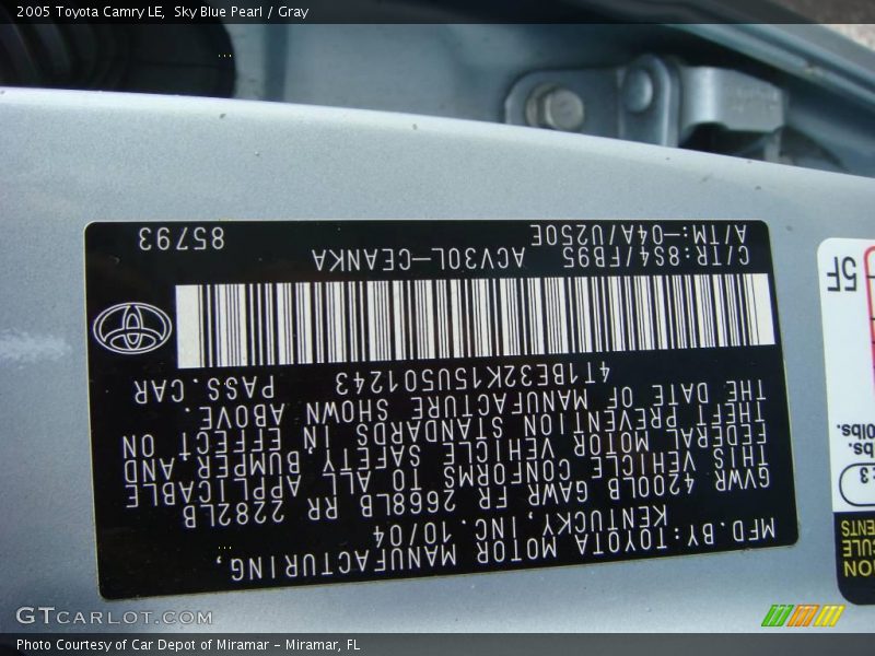 Sky Blue Pearl / Gray 2005 Toyota Camry LE