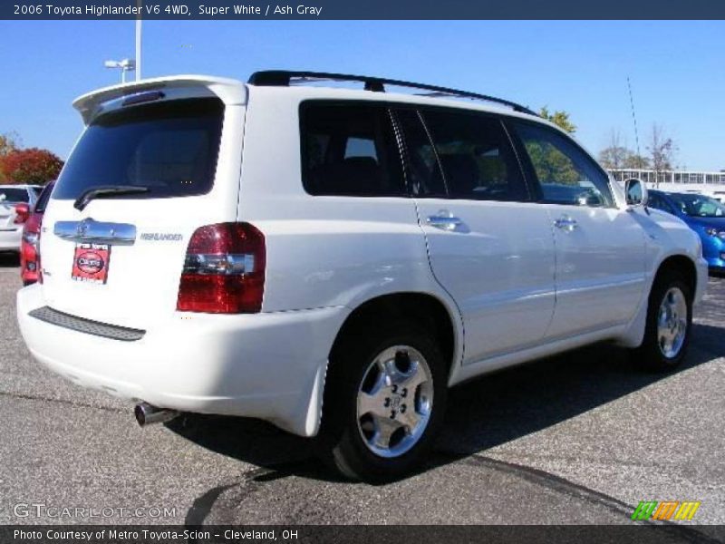 Super White / Ash Gray 2006 Toyota Highlander V6 4WD