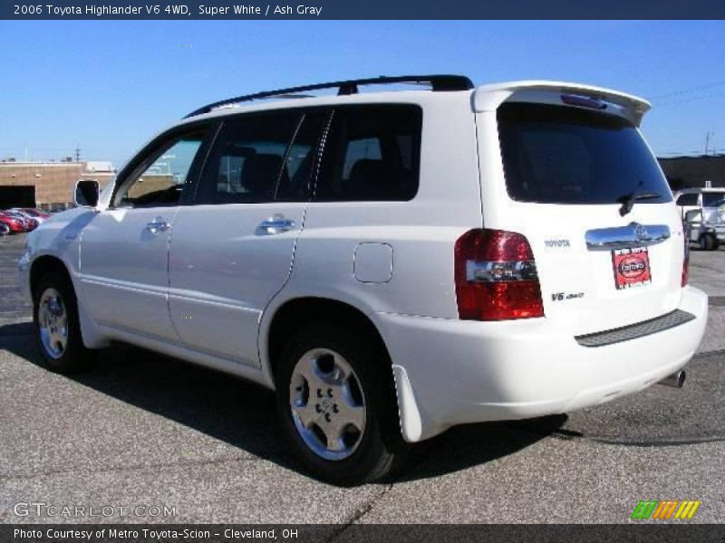 Super White / Ash Gray 2006 Toyota Highlander V6 4WD